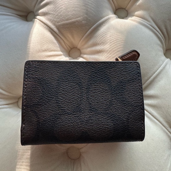 Coach wallet - Picture 2 of 4